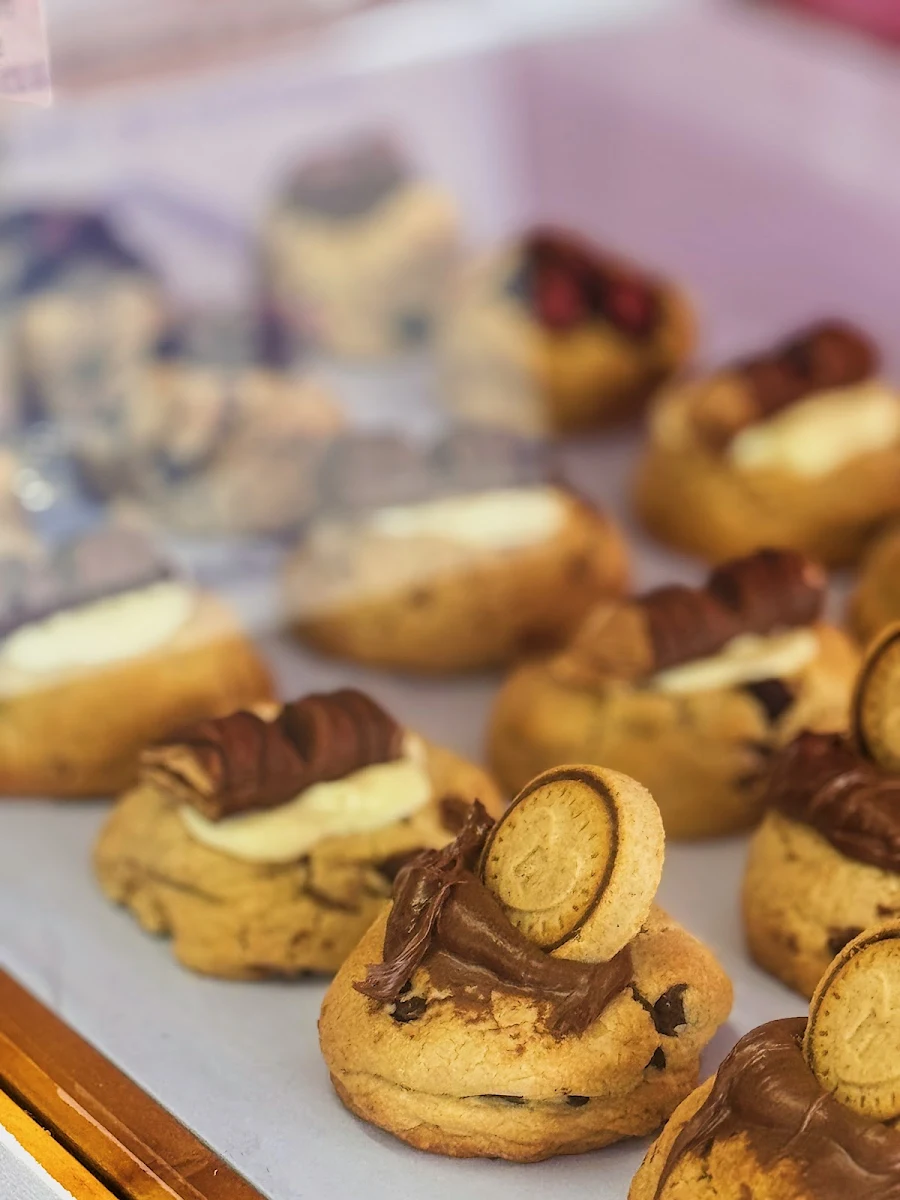 Highlights, Big Cookie Co