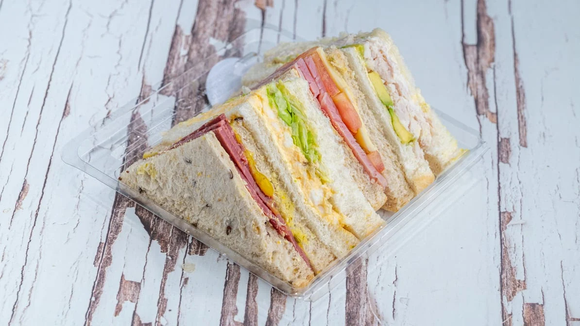 Highlights, Sandwich Express Kirwan