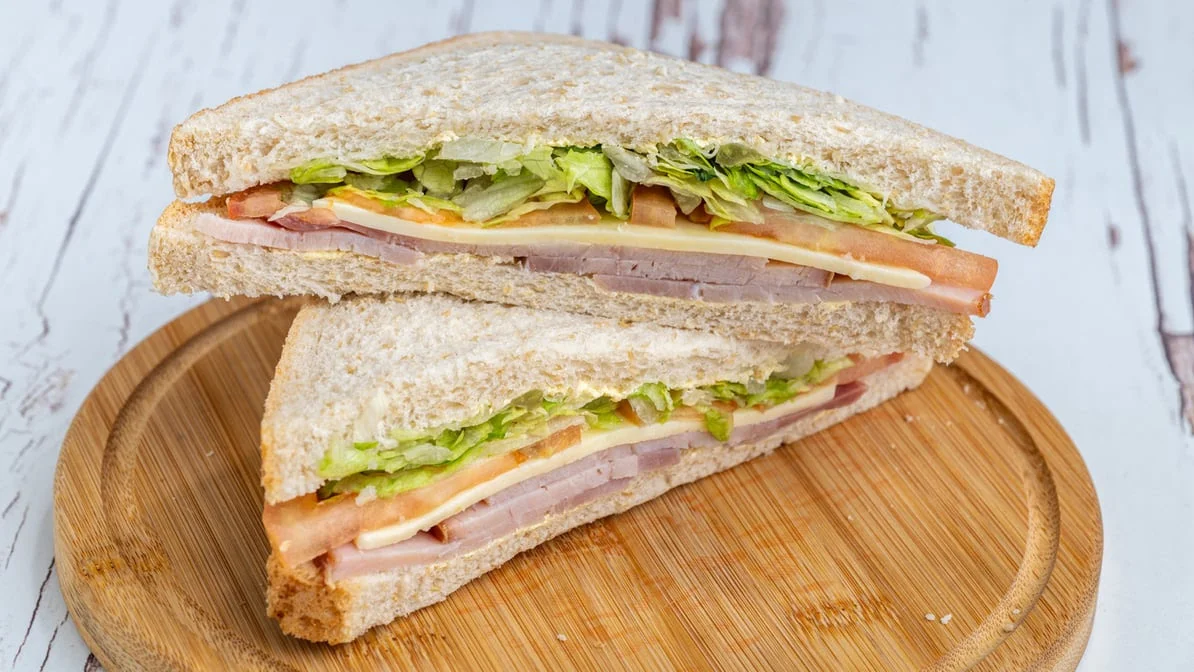 Highlights, Sandwich Express Kirwan