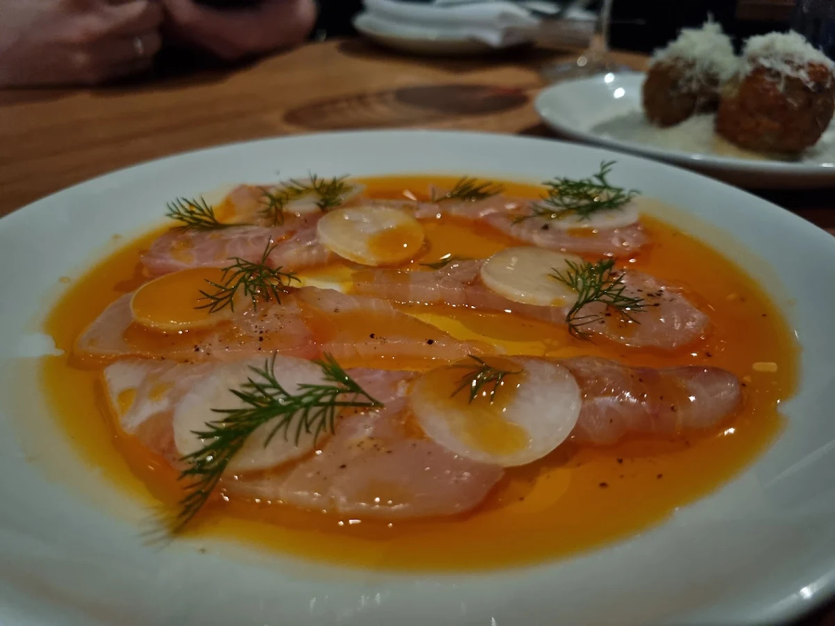 King Fish, Shadow Bar & Kitchen