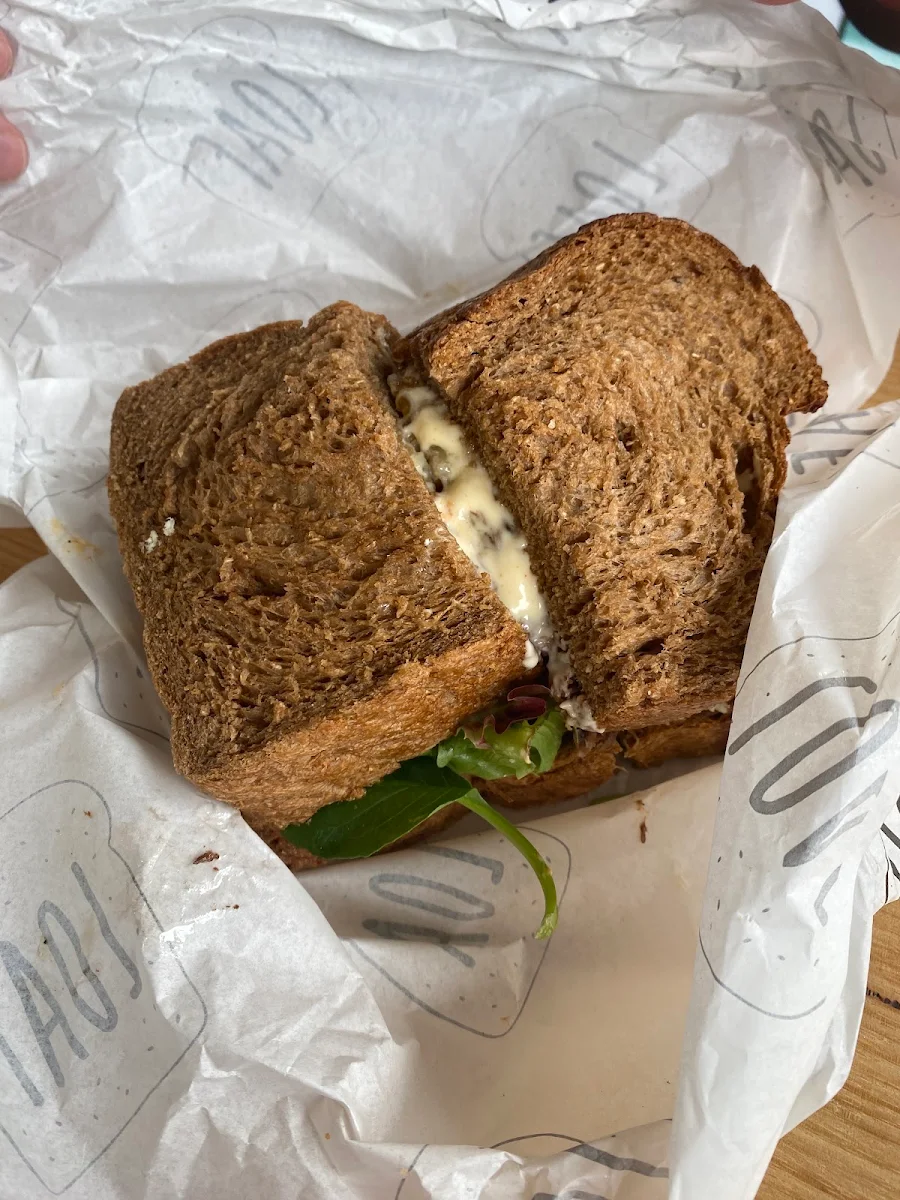 MAKE YOUR OWN SANDWICH