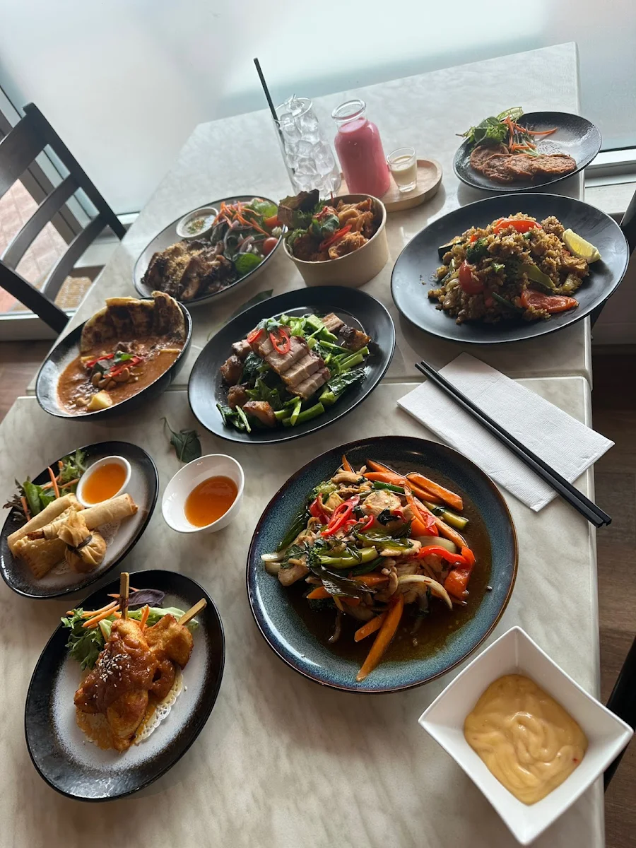Highlights, Christies Thai Cuisine
