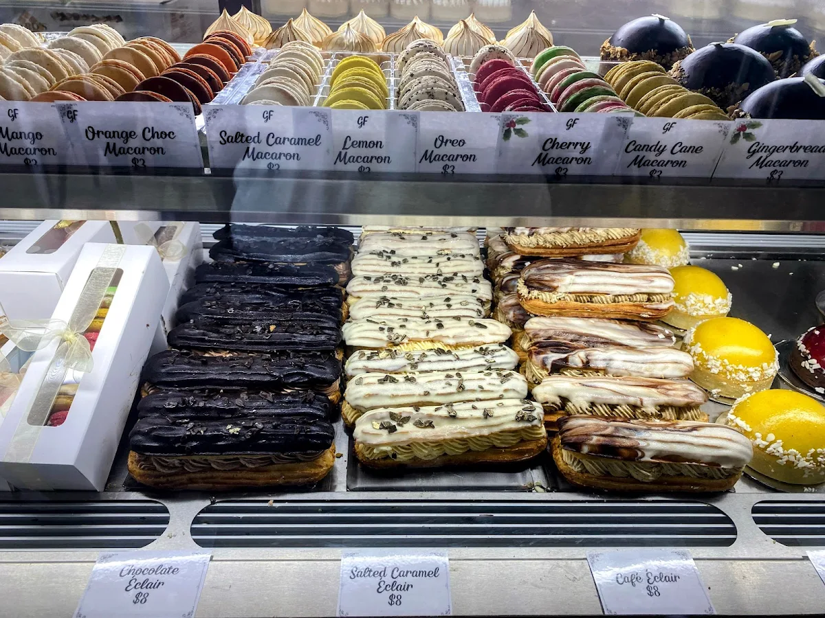 Eclairs