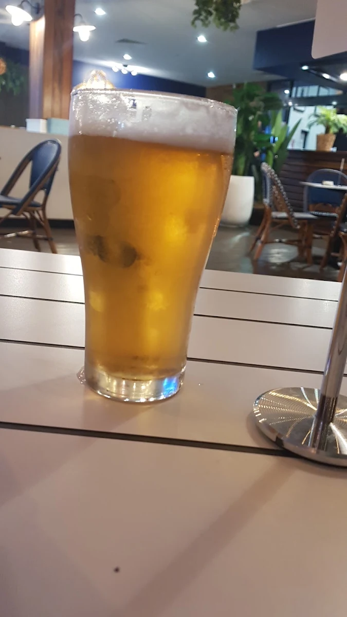 Beer, Narangba Valley Tavern
