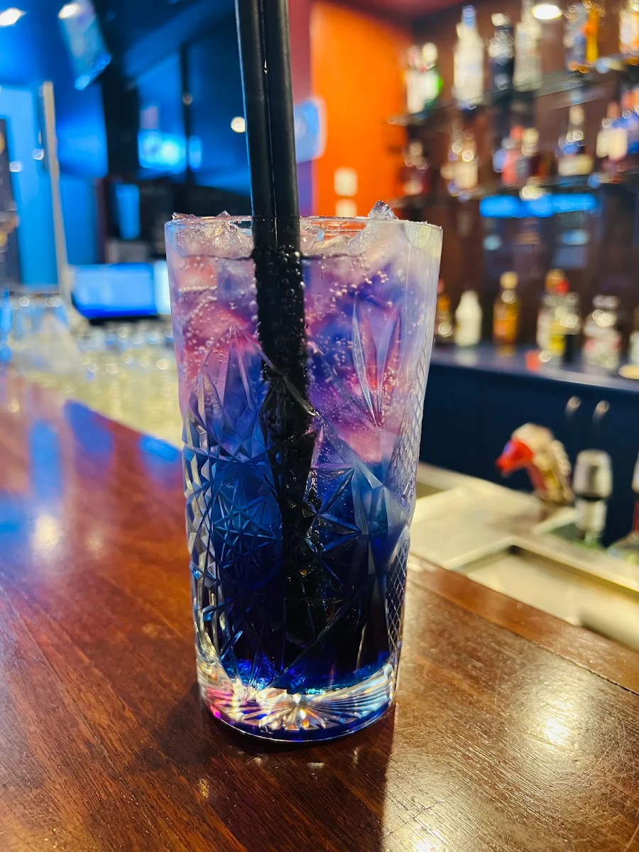 Highlights, Narangba Valley Tavern