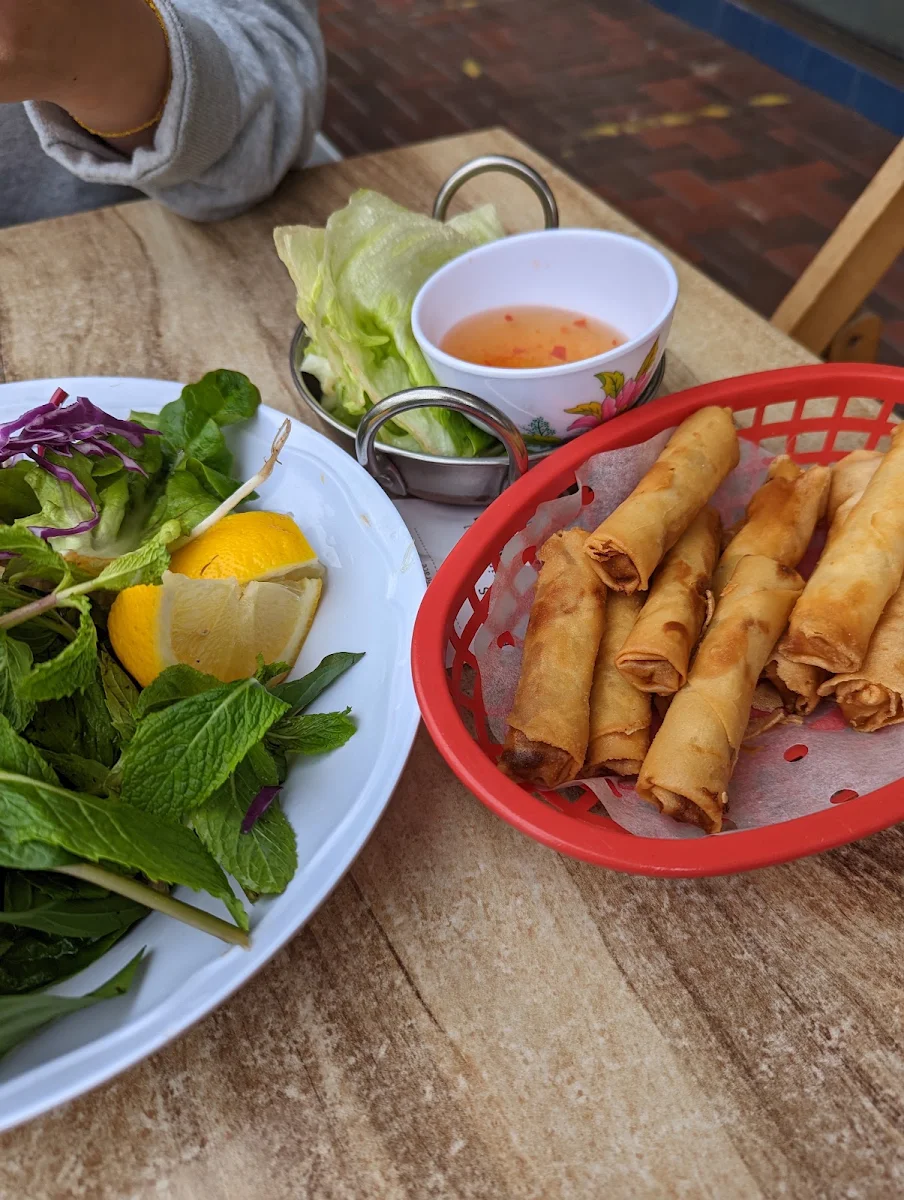 Prawn Springrolls, Proud Peacock