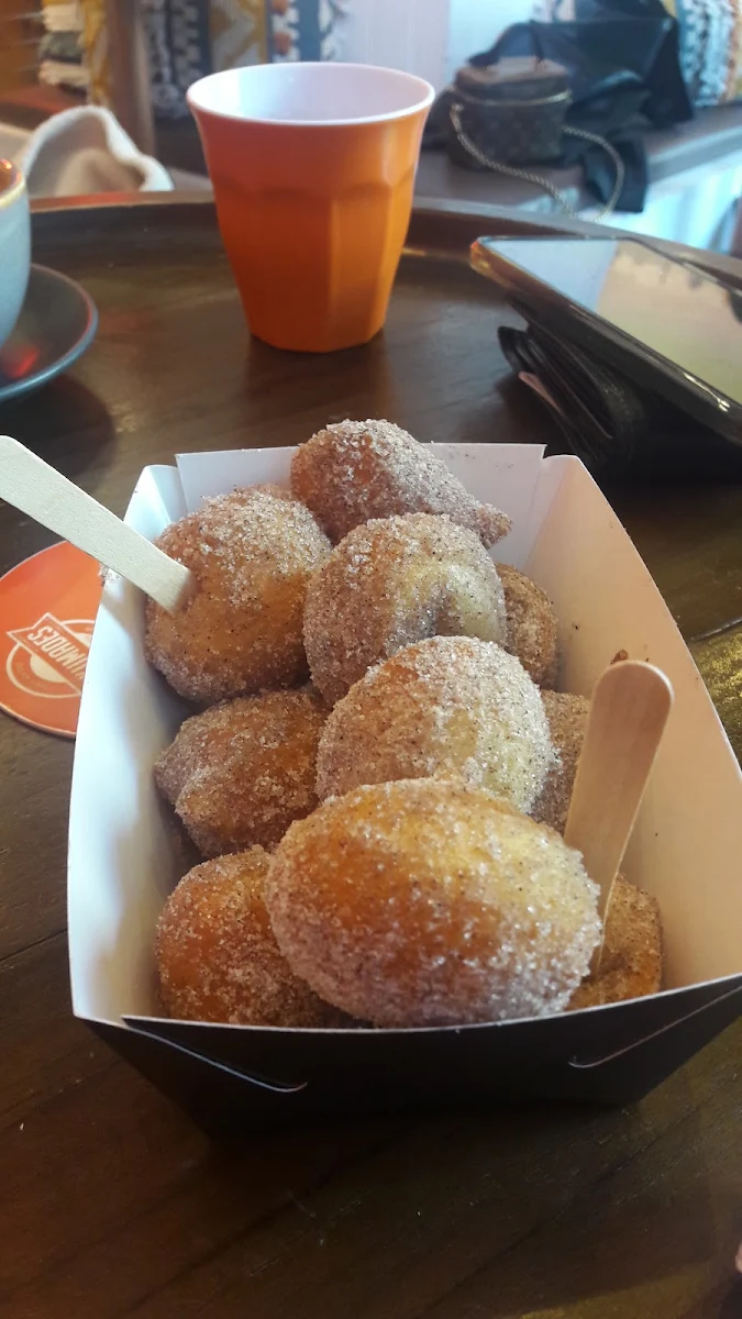 Cinamon Donuts, Lukumades