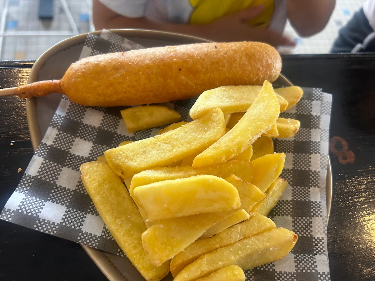Chips, Broadwater Hotel