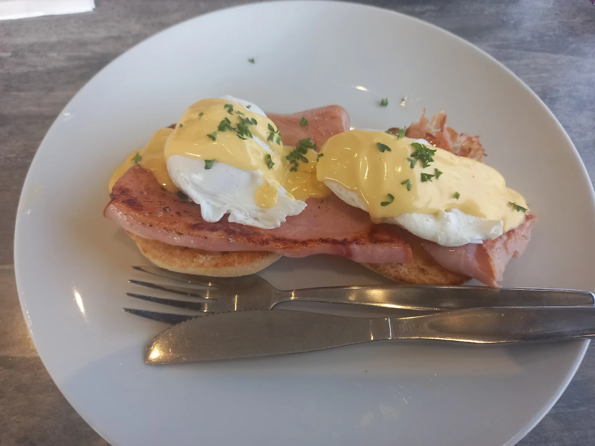 Eggs Benedict