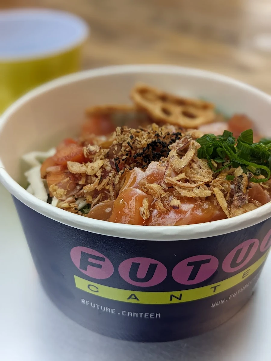 Aburi Salmon Poke GF