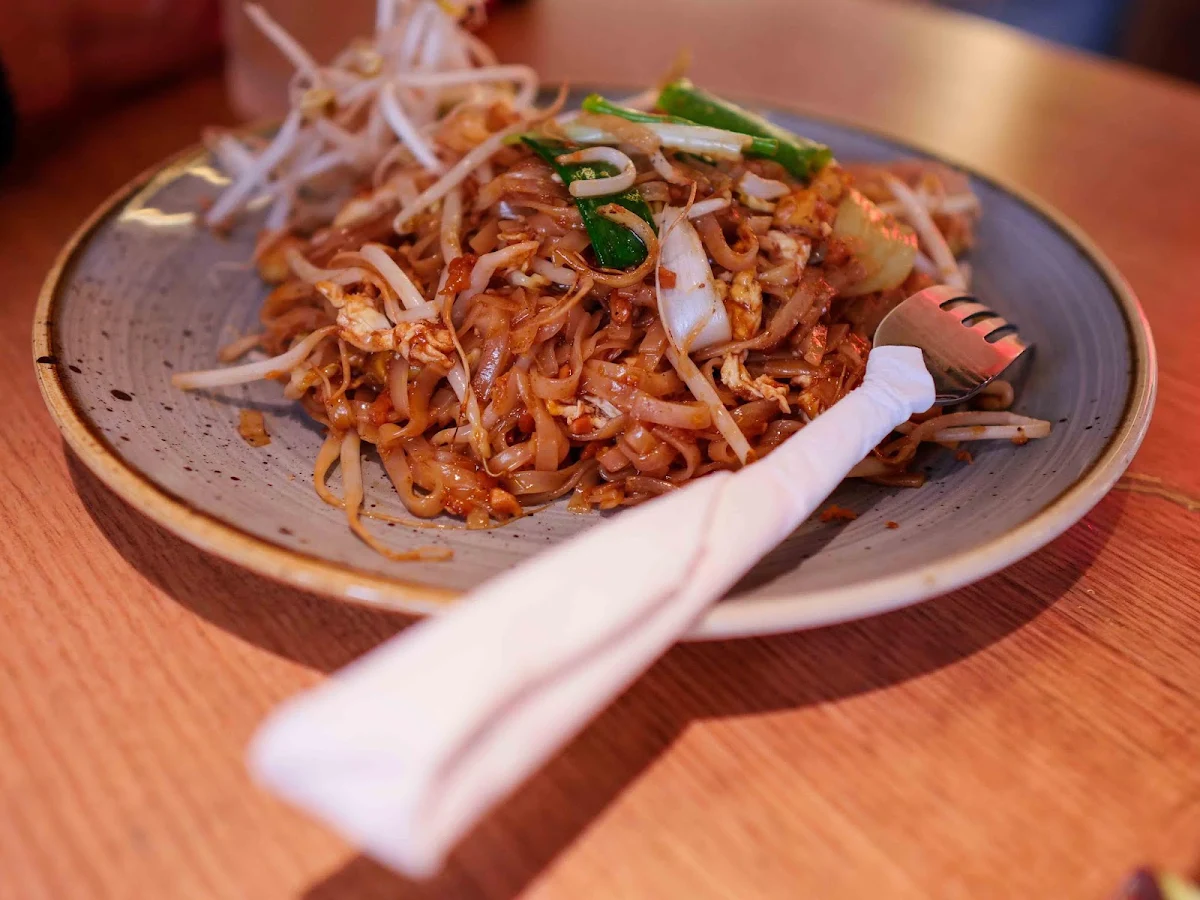 Pad Thai E GF, P'Nut Dee Why