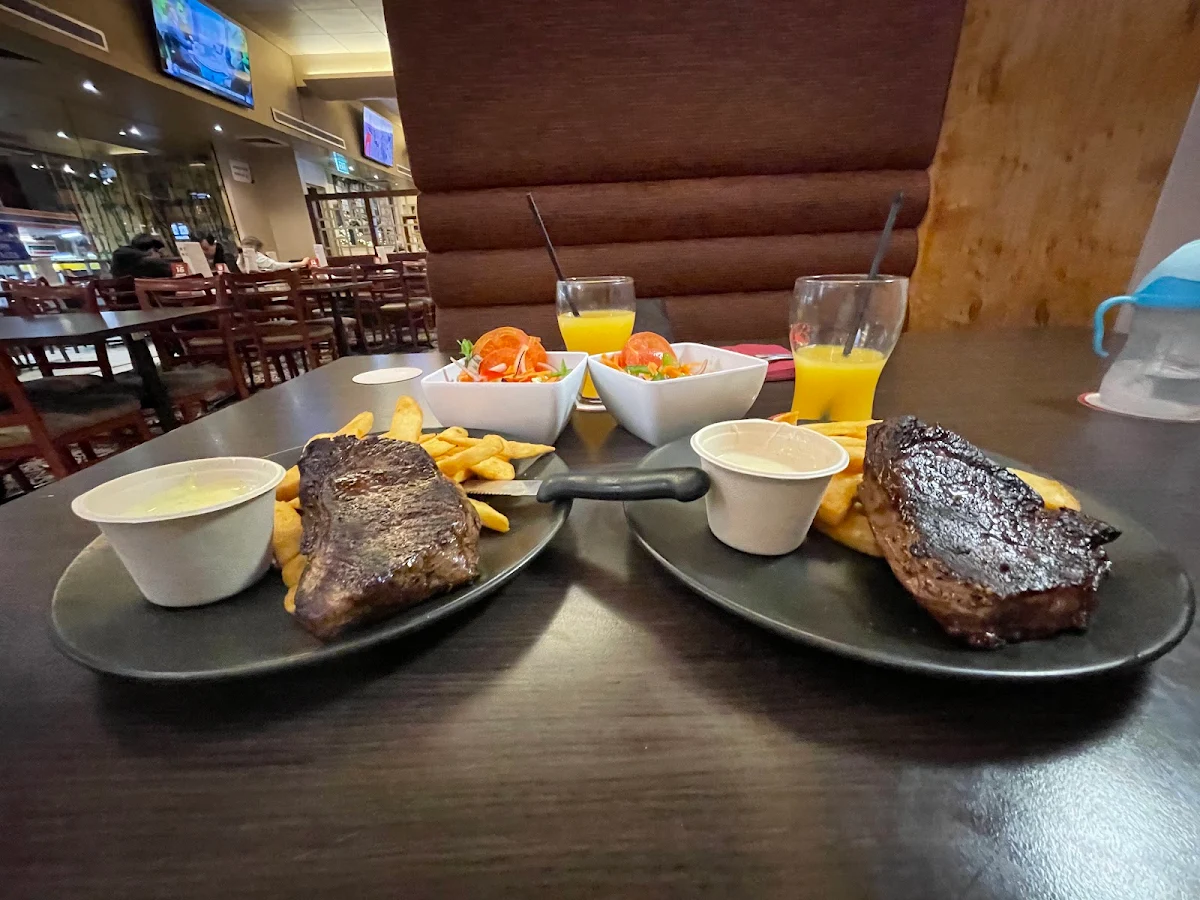 Highlights, Cafe 97 Burwood