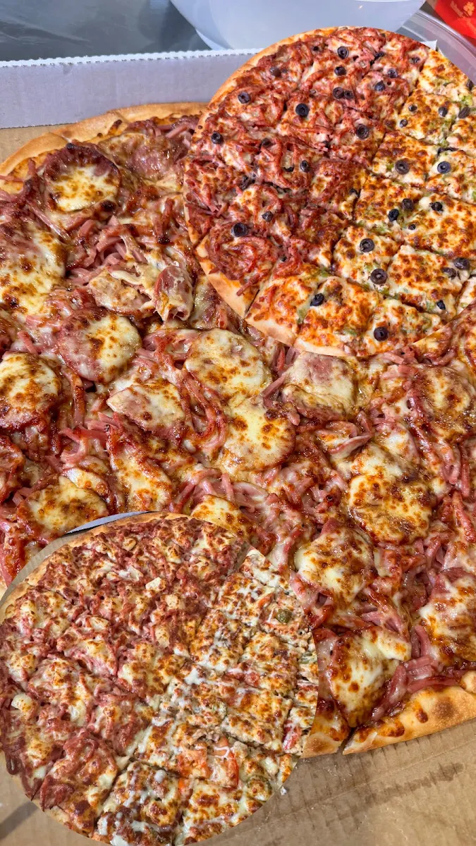 Highlights, Periston Pizza Shop