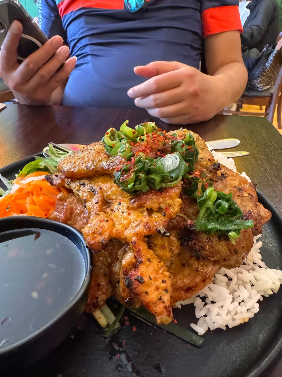 Highlights, Dad Vietnamese Restaurant