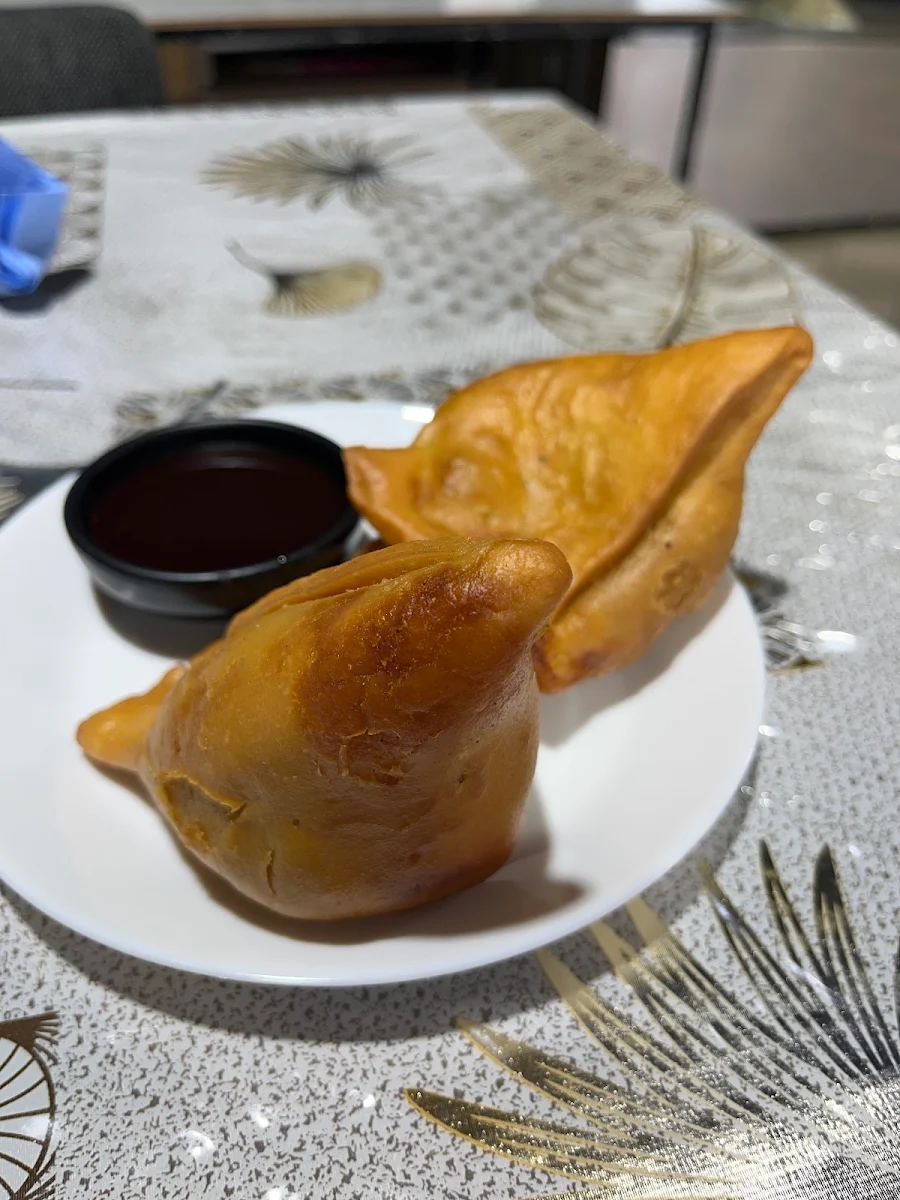 Samosa, Mithai Junctiom Riverstone