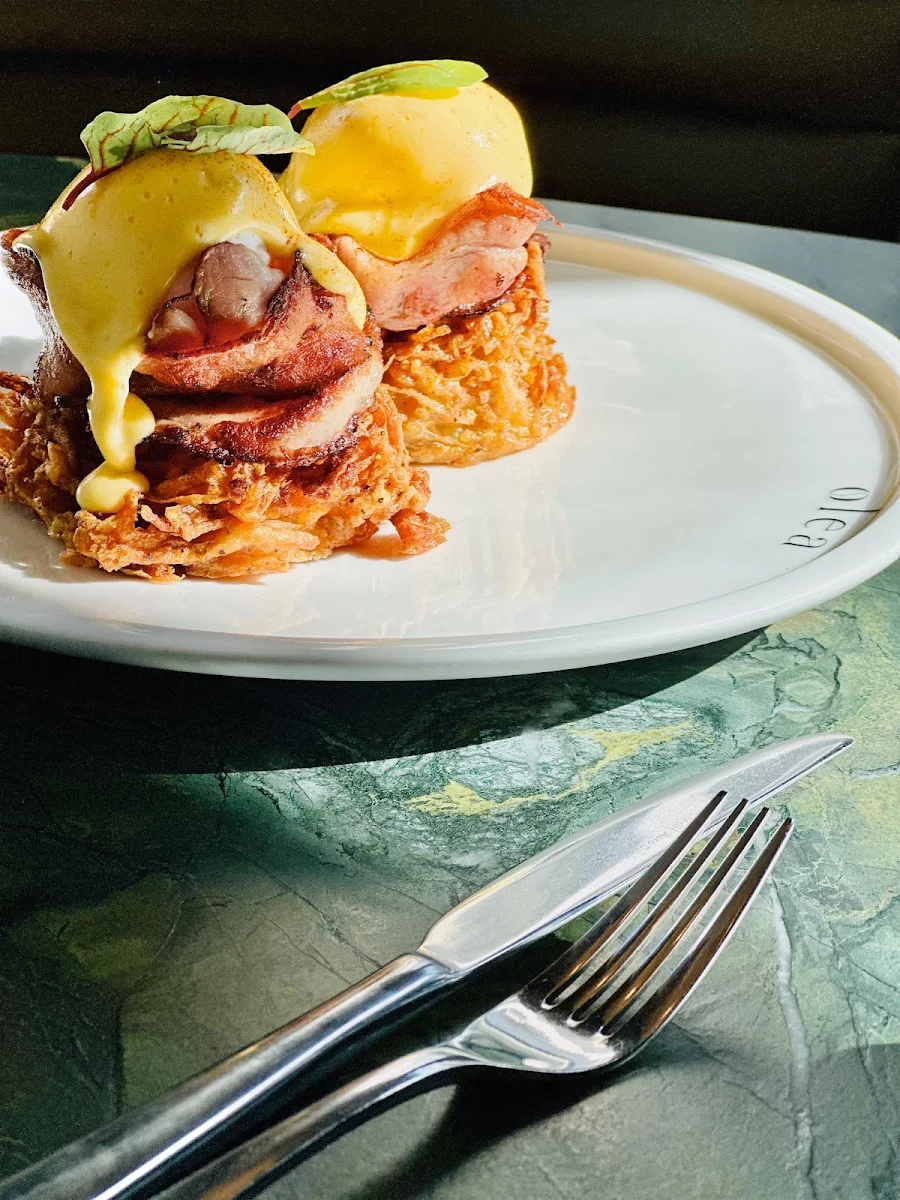 Olea's Benedict, Olea Lindfield