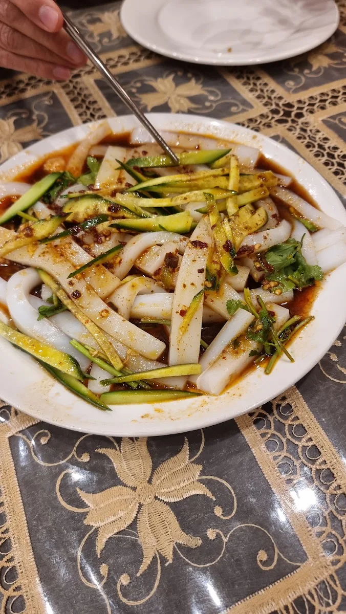 Highlights, Nur Uyghur Restaurant