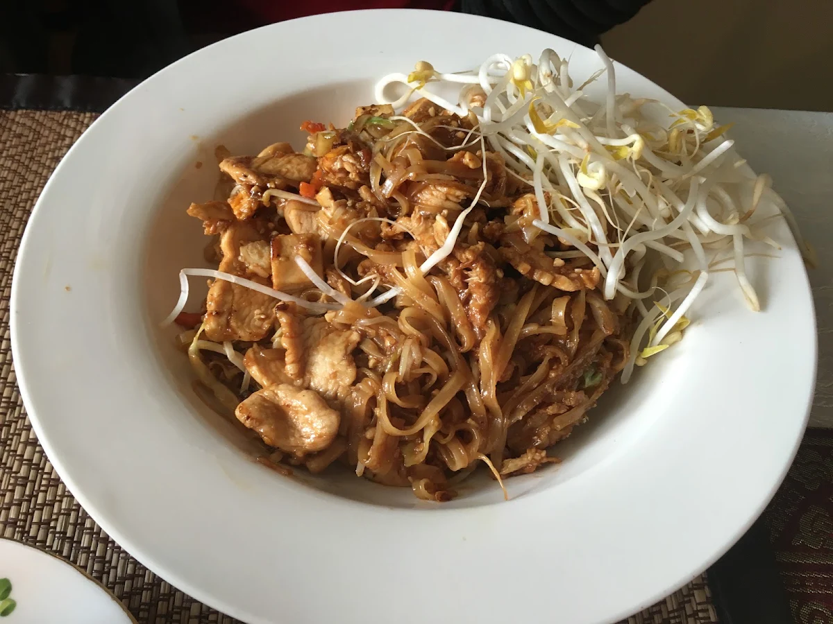 Chicken Pad Thai