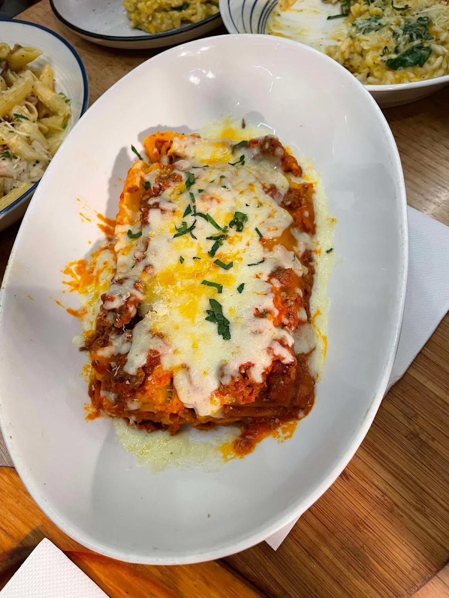 Lasagna, Vespa Rossa Degraves
