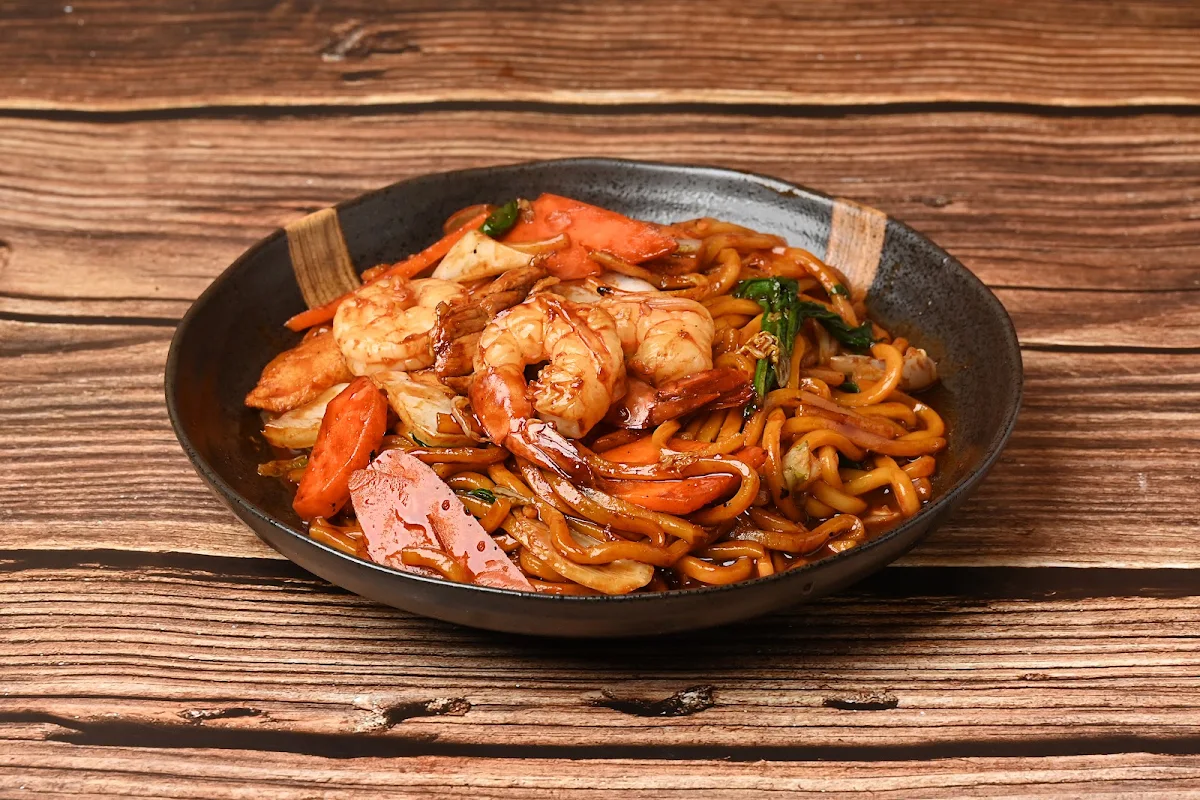 Stir-Fried Hokkien Noodles with Prawn
