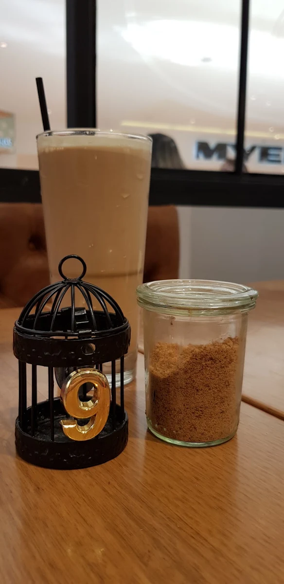 Flat White, Little Sparrow Melbourne