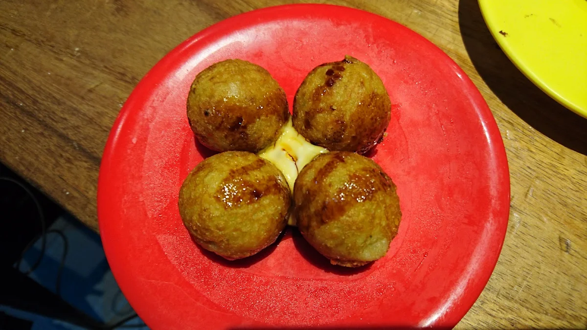 Tako Yaki Deep Fried Octopus Balls
