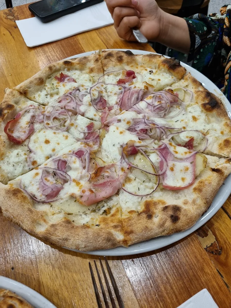 Rustica Pizza, Abruzzo Club
