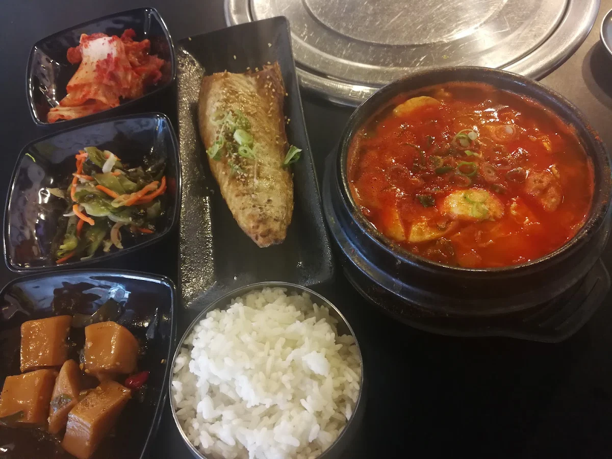 Sides Unlimited Refillable, K BBQ (BBQ Village)