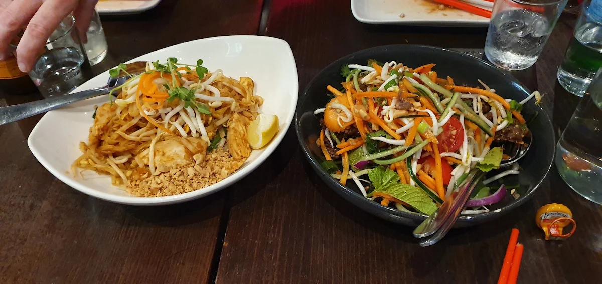 Chicken Pad Thal