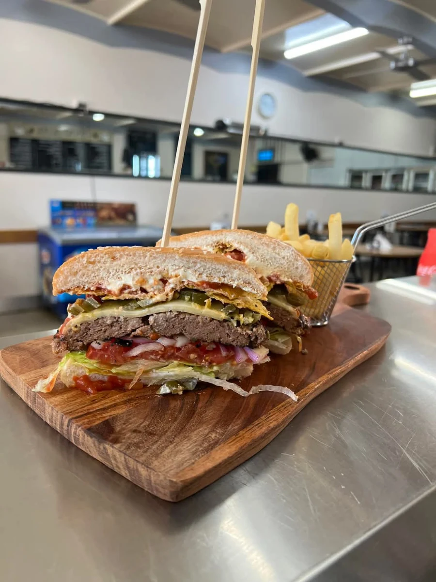 Highlights, K&T's Cafe