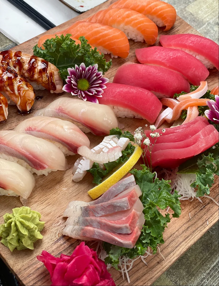Highlights, Inakaya Japanese restaurant