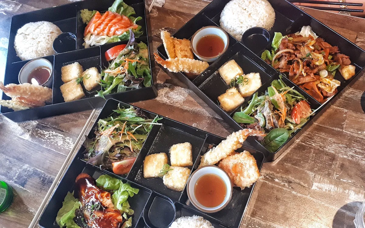 Highlights, Inakaya Japanese restaurant