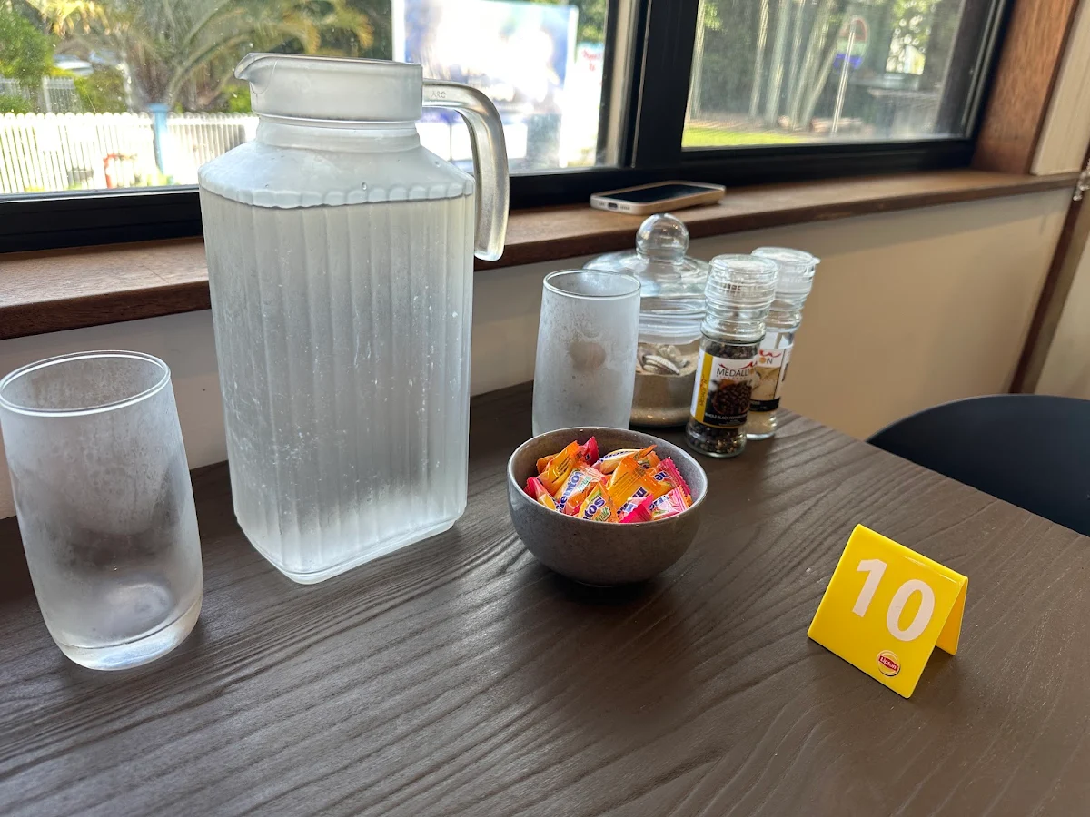 Great Table Setting, Remis by the bay cafe and carvery