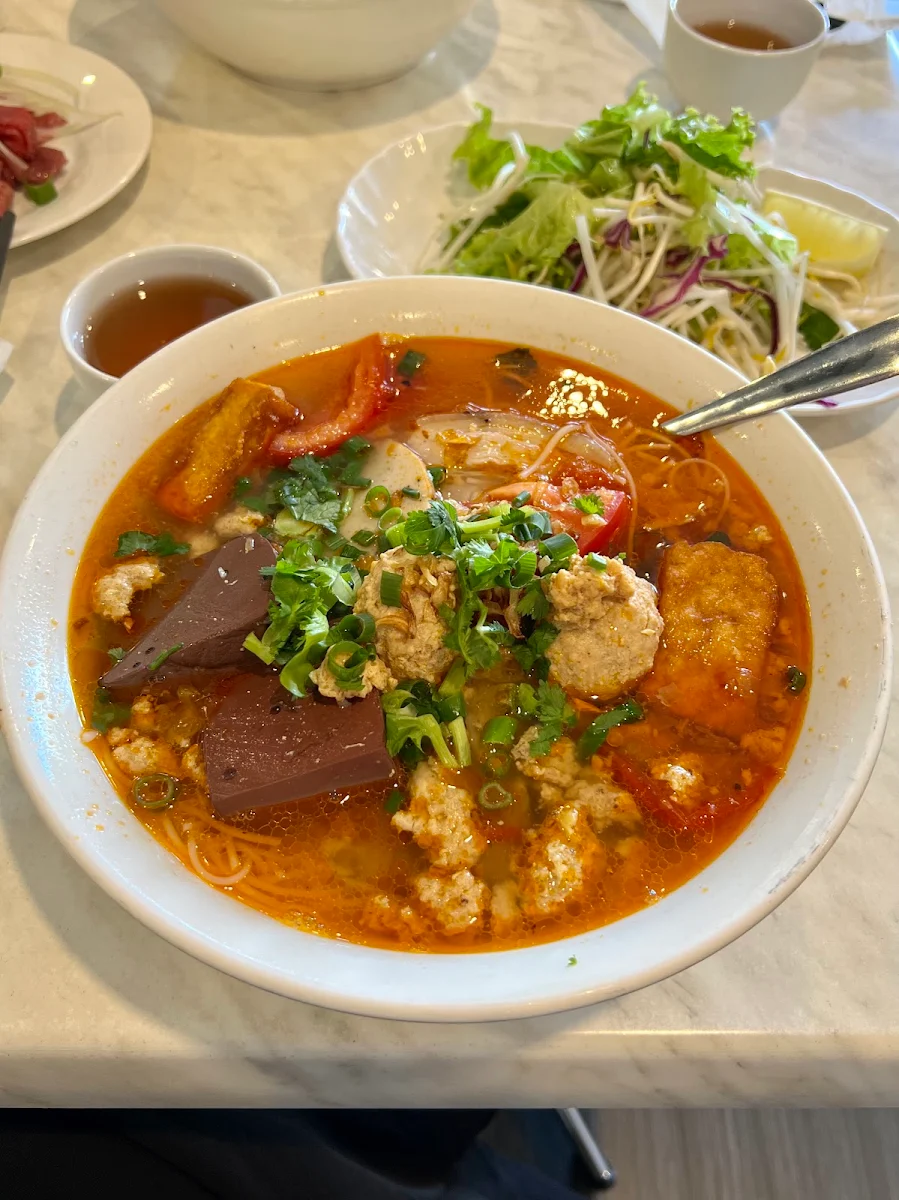 Bun Rieu