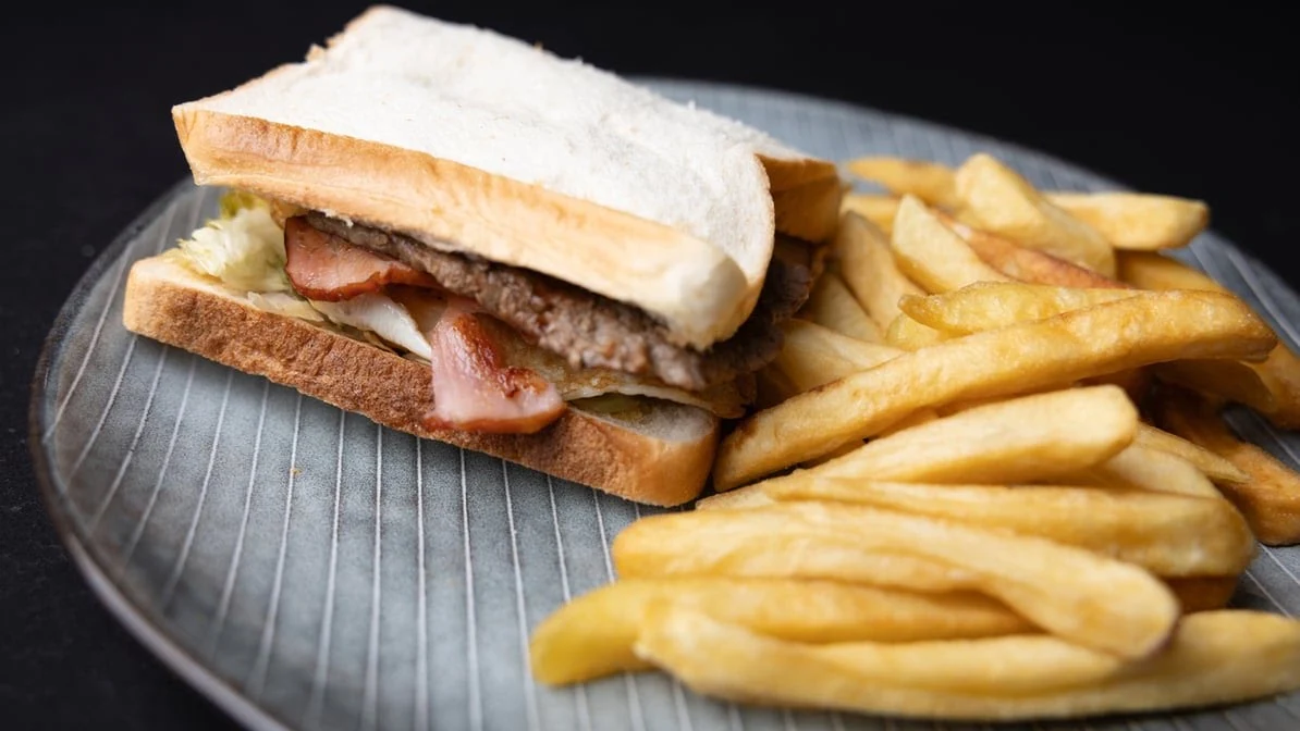 Highlights, Southlands Takeaway