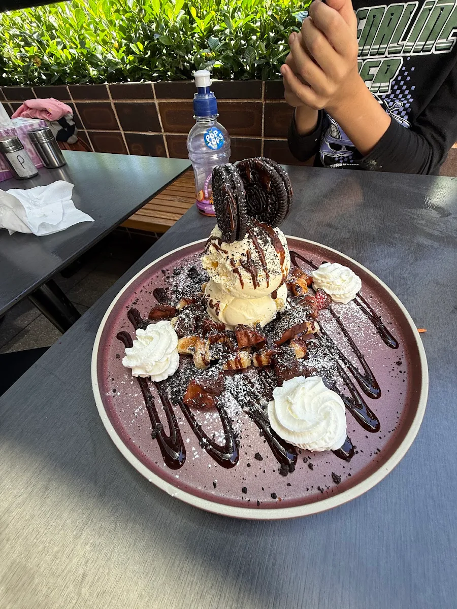 Highlights, Fatman's Steakhouse - Plumpton