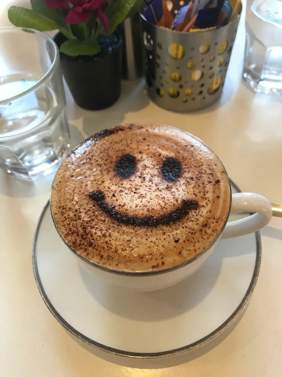 Highlights, Elim Cafe