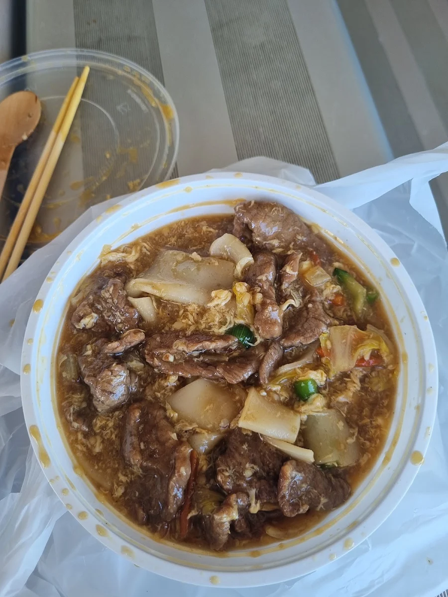 Beef Scrambled Egg, Noodle Paradise Yamba