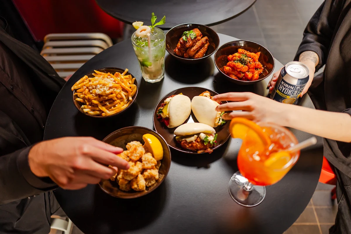Highlights, Bar Bubu Diner