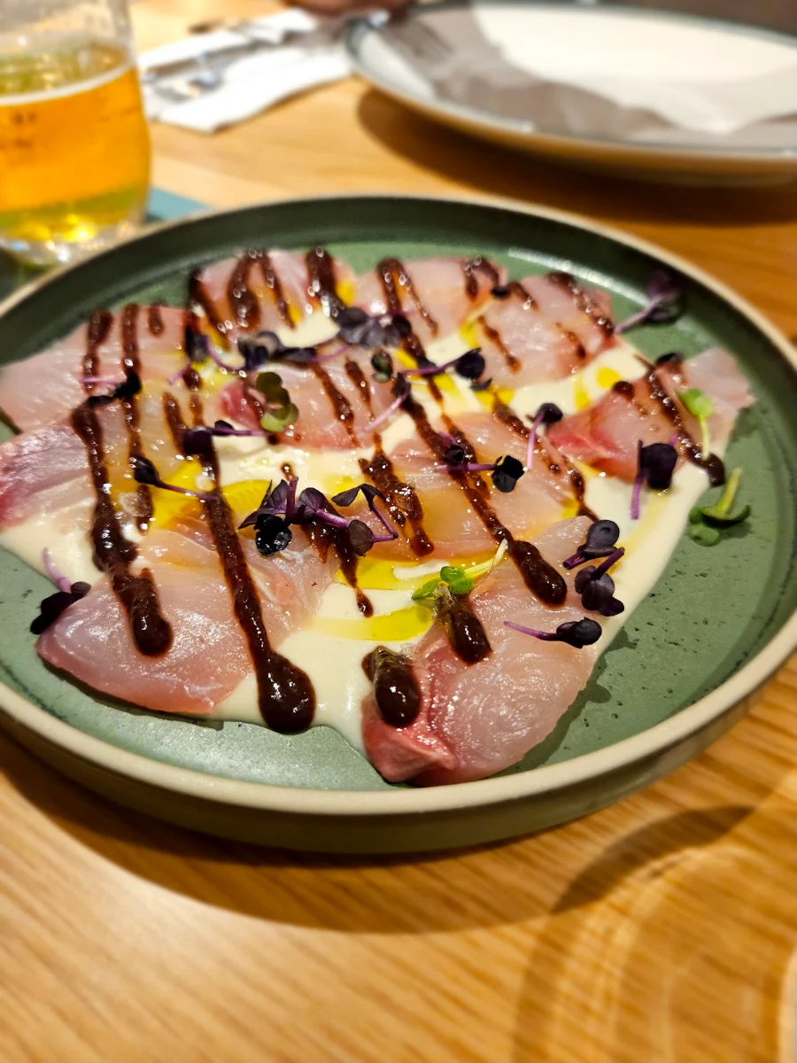 Highlights, El Porton
