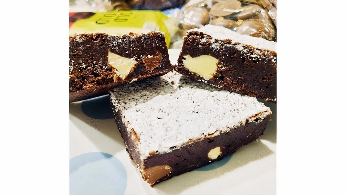 Highlights, Sam the Brownie Man
