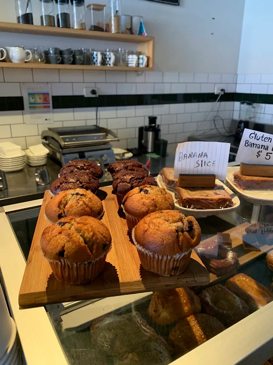 Fresh Muffins, Platform Espresso