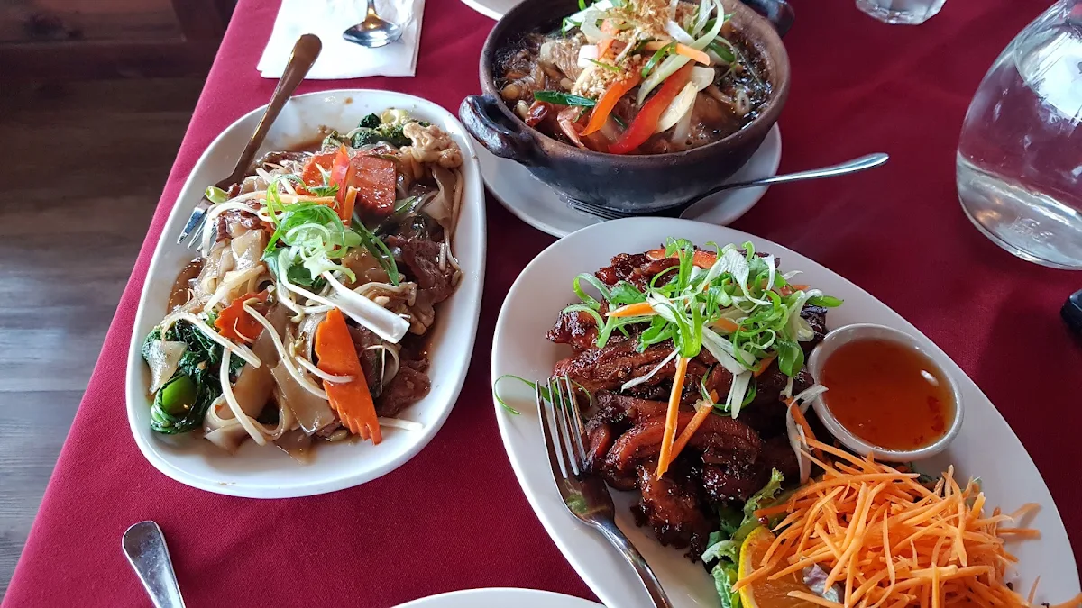 Highlights, Piyada Thai