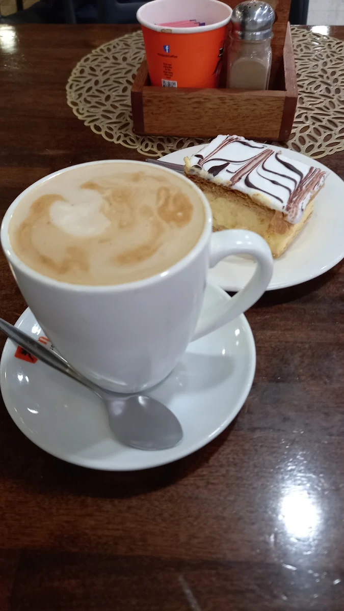 Flat White Coffee, Hot Spot Take-Away