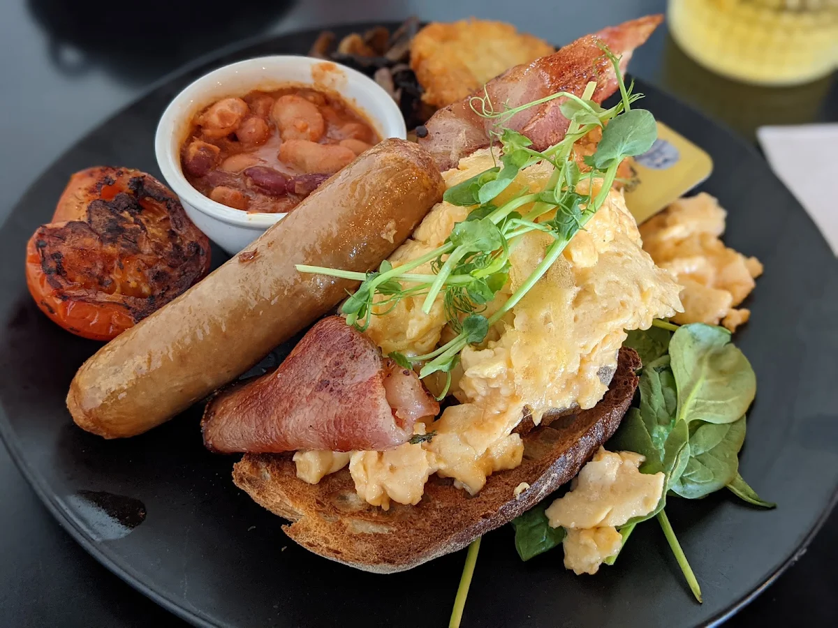 Highlights, 3 B's Burswood Bar & Bistro