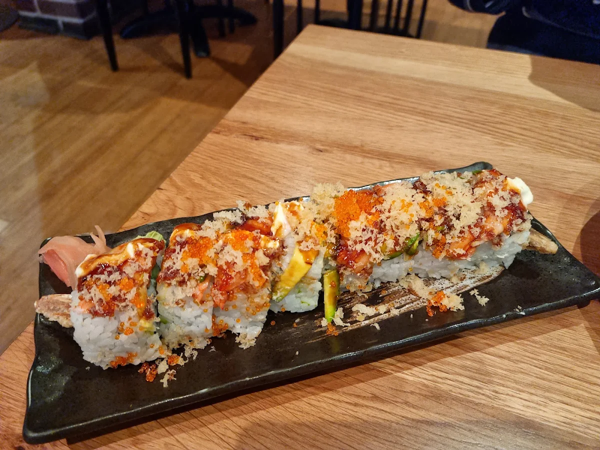 Dynamite Roll, Mr Sushi King
