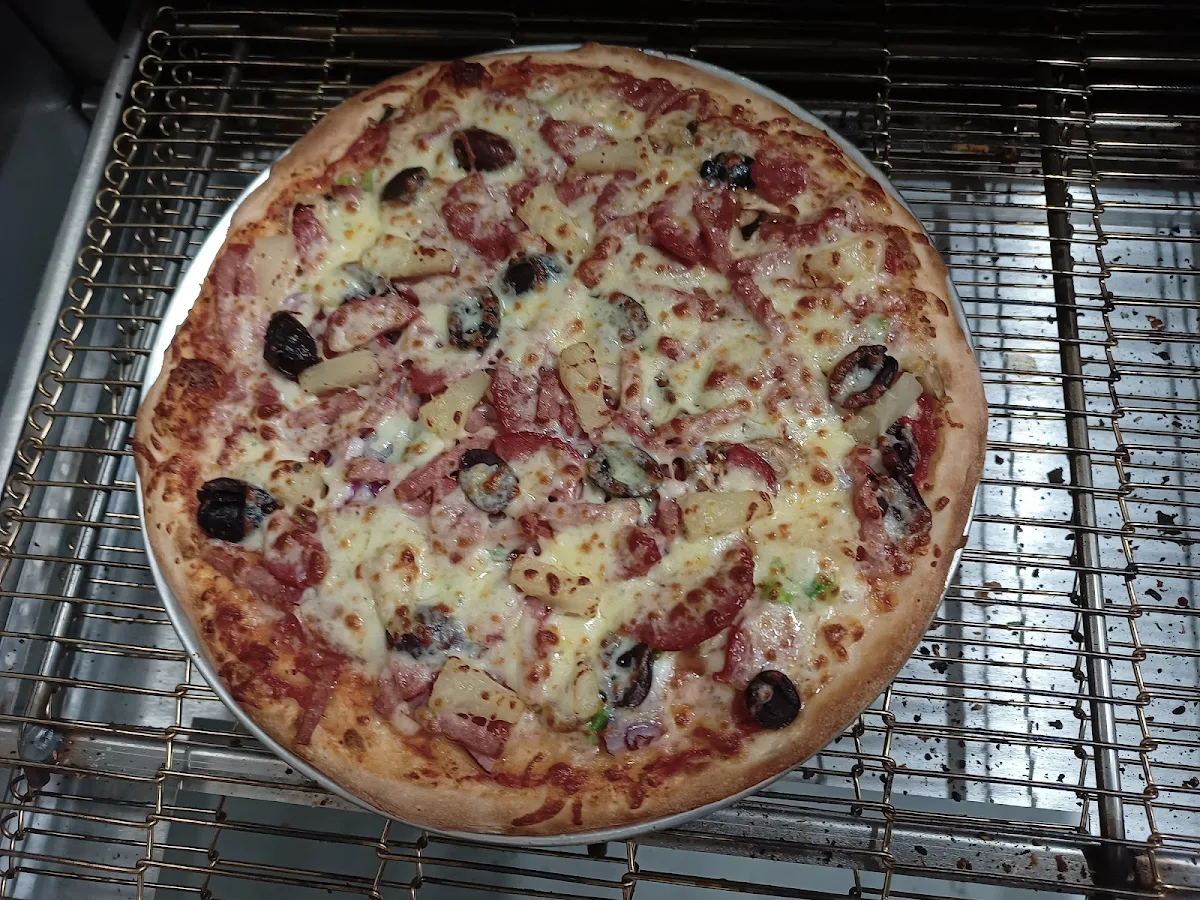 Highlights, Pizza on Gilba