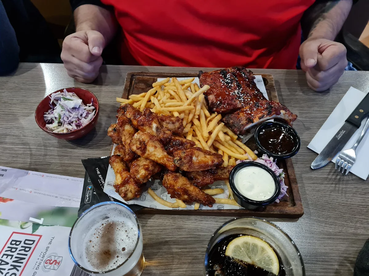 1kg Meat Board with Fries, The Sporting Globe Bar & Grill Ballarat
