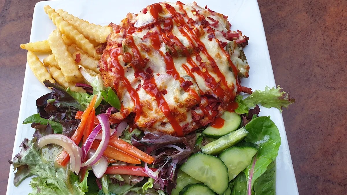 Highlights, Lilydale Tavern
