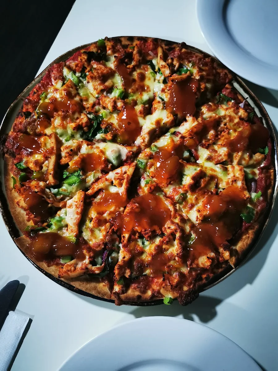 Pizza, Lilydale Tavern